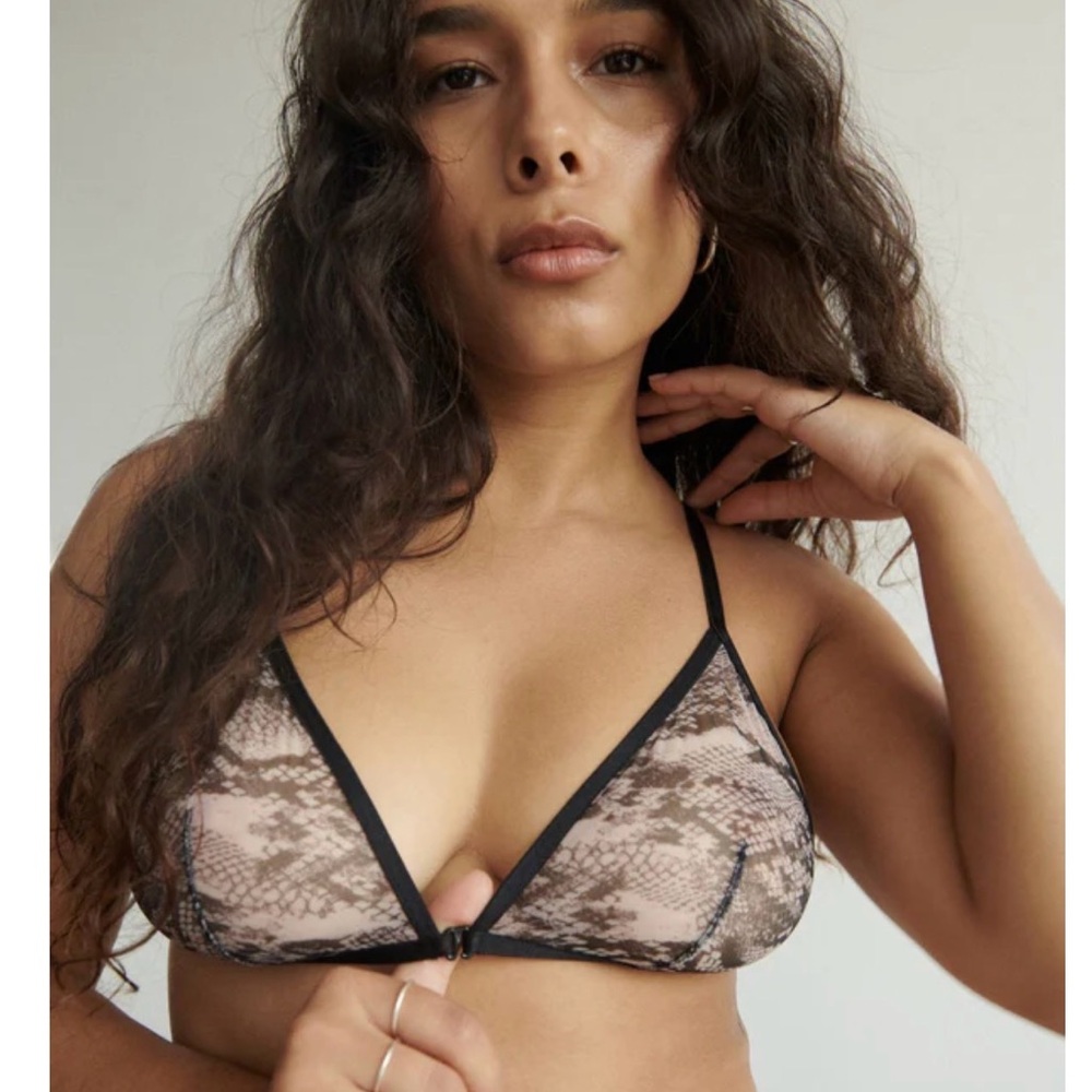 BNWT Blush weekday bralette python